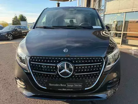 Övrigt 2025 Mercedes-Benz V 300 d 4MATIC STYLE AMG DISTRONIC MULTIBEAM (2)