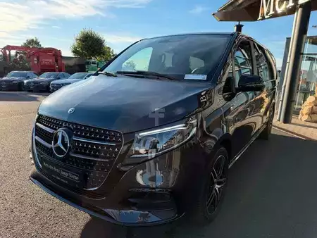 Övrigt 2025 Mercedes-Benz V 300 d 4MATIC STYLE AMG DISTRONIC MULTIBEAM (3)