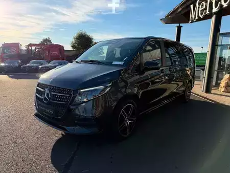 Övrigt 2025 Mercedes-Benz V 300 d 4MATIC STYLE AMG DISTRONIC MULTIBEAM (4)