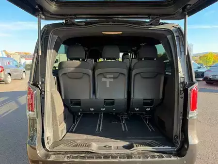 Övrigt 2025 Mercedes-Benz V 300 d 4MATIC STYLE AMG DISTRONIC MULTIBEAM (7)