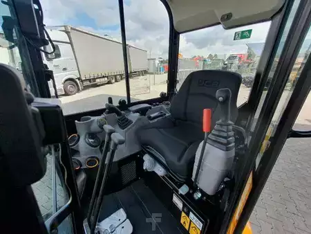 Mini excavators 2025 JCB 26C-1 Pro Cab / Planierschild / Löffelpaket (15)