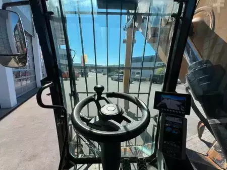 Pelle sur pneus 2019 Caterpillar MH3024 / Schrottgreifer / 2019 / 9.082h (17)