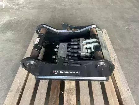 Liitteet 2023 OilQuick OQ65 Adapterplatte / Schraubadapter 2023 / lagernd (3)