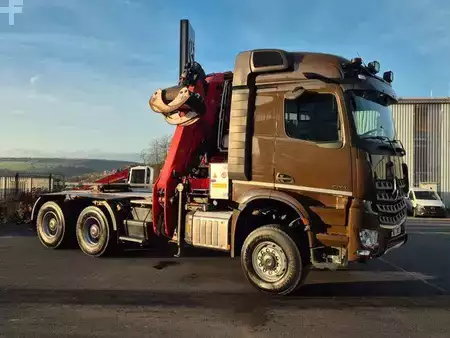 Sonstige 2021 Mercedes-Benz Arocs 3351 LS 6x6 Palfinger S260Z96 Y Crane (4)