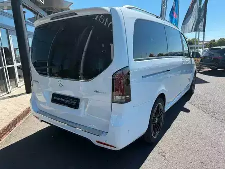 Other 2025 Mercedes-Benz V 300 d AVA 4MATIC AMG AHK2,5 DISTRONIC Standh (4)