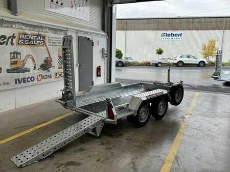 Pozostałe 0 Brian James Cargo Digger Plant 2 / Länge: 2.800mm / 2.700kg (5)