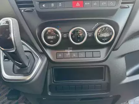 Pozostałe 0 Iveco Daily 35S14 HA8 Fahrgestell *R3.450mm*AHK*Luft* (17)