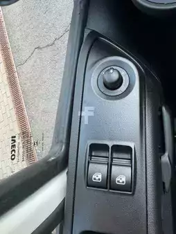 Pozostałe 0 Iveco Daily 35S14 HA8 Fahrgestell *R3.450mm*AHK*Luft* (19)