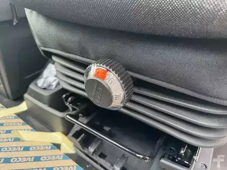 Pozostałe 0 Iveco Daily 35S14 HA8 Fahrgestell *R3.450mm*AHK*Luft* (20)