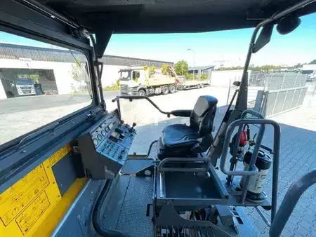 Finišery 2015 Dynapac F1700C / nur 2.928h / inkl. Verbreiterung (17)