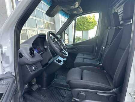 Outro 2022 Mercedes-Benz Sprinter 315 CDI 4325 9G AHK Klima 360 Standheiz (9)