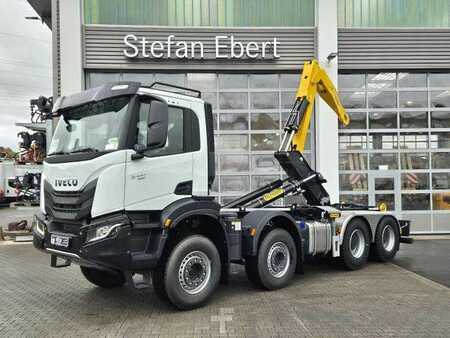 Iveco AD360X48Z/P HR OFF 8x4 Palfinger P24A Intarder