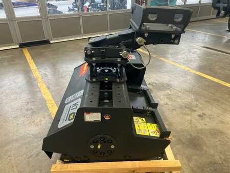 Ostatní 0 Seppi M. H7 125 Schlegelmulcher / NEU / lagernd (8)