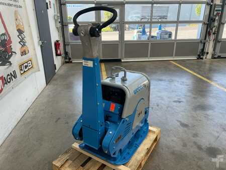 Egyéb 0 Weber CR 6 WSA Rüttelplatte / Hatz-Diesel / 428 kg / NEU (5)