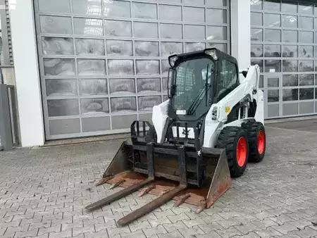 Minigraver 2020 Bobcat S530 / nur 217h !! / Gabel / Schaufel (4)