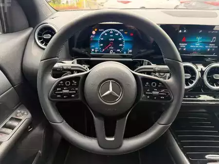 Muut 2023 Mercedes-Benz GLA 200d Style+Distr+AHK+RKamera+1.Hand (13)