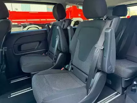 Ostatní 2025 Mercedes-Benz V 220 d STYLE AMG DISTRONIC AHK2,5to NIGHT Liege (8)