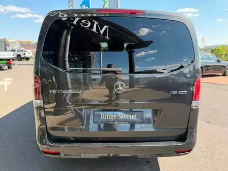Outro 2025 Mercedes-Benz Vito 116 CDI 9G Tourer AHK2,5to LED (5)
