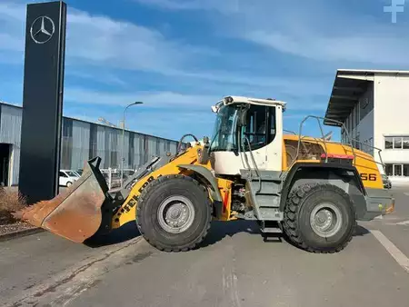 Hjullaster 2016 Liebherr L 556 / 5.574h / Waage / Zentralschmierung (2)