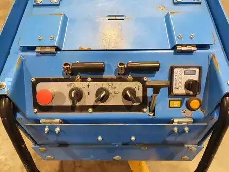 Miscelaneo 2020 Weber TRC 86 Grabenwalze / 2020 / Funk / nur 112h (10)