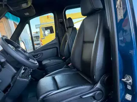 Other 2022 Mercedes-Benz Sprinter 215 CDI DoKa Klima AHK (10)