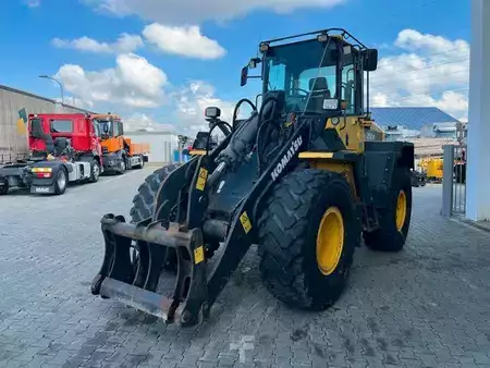 Radlader 2005 Komatsu WA 250 PT - 5H / 12.390h / (10)