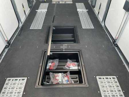Pozostałe 0 Brian James Race Transporter 7 / 6,16 m 3.500 kg (7)