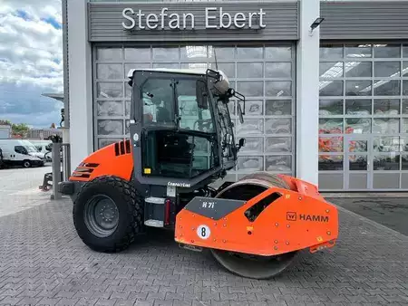 Compactador monocilíndrico 2018 Hamm H 7i / Walzenzug / nur 457h / 2018 / Klima (1)