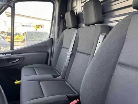 Outro 2024 Mercedes-Benz Sprinter 317 CDI 3665 Klima Kamera MBUX Schwing (10)