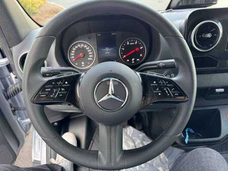 Outro 2024 Mercedes-Benz Sprinter 317 CDI 3665 Klima Kamera MBUX Schwing (13)