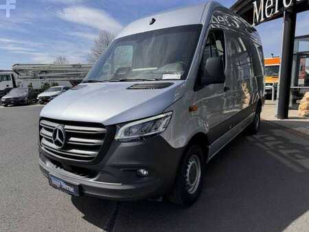 Outro 2024 Mercedes-Benz Sprinter 317 CDI 3665 Klima Kamera MBUX Schwing (3)