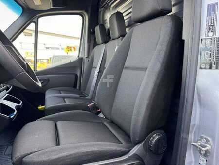 Outro 2024 Mercedes-Benz Sprinter 317 CDI 3665 Klima Kamera MBUX Schwing (8)