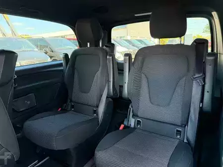 Outro 2025 Mercedes-Benz V 250 d STYLE Tisch AHK2,5 DISTRONIC Stdh AIRMAT (8)