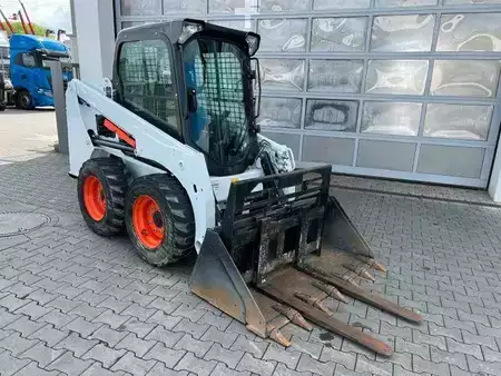 Wheel Loaders 2019 Bobcat S450 / nur 131h !! / Gabel / Schaufel (11)