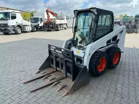 Wheel Loaders 2019 Bobcat S450 / nur 131h !! / Gabel / Schaufel (9)