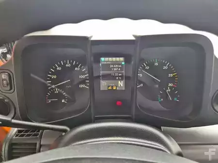 Övrigt 2023 Mercedes-Benz MB U530 4x4 Jotha VarioPilot Zapfwelle Hydro (16)
