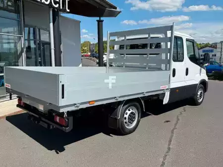 Overige 0 Iveco Daily 35S16 H 3.0L A8 *Automatik*AHK*7-Sitze* (8)