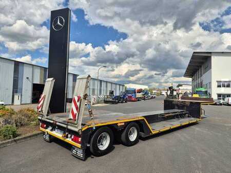 Ostatní 2020 Lintrailers S2A 14 LSDN Teleskopierbar BPW-Achsen 57.000km (1)