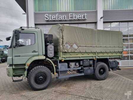 Other 2007 Mercedes-Benz Axor 1829 A 4x4 Pritsche/Plane 10 Stück (4)
