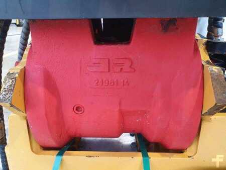 Pozostałe 2016 Rädlinger Schwenkrotator CAT M318 / CW 40 / 2016 (10)