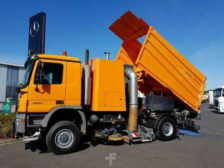 Sonstige 2005 Mercedes-Benz Actros 2032 A 4x4 Bucher STKF 9500 Airport (2)