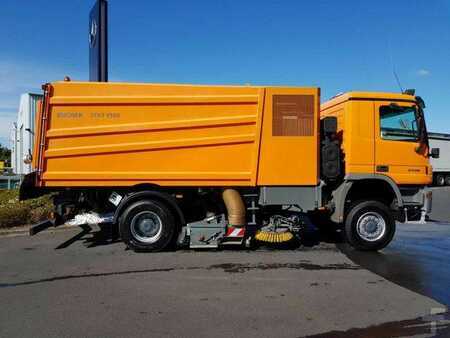 Sonstige 2005 Mercedes-Benz Actros 2032 A 4x4 Bucher STKF 9500 Airport (6)