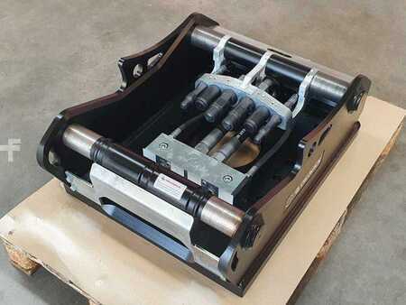 Övrigt 0 OilQuick OQ70/55 Adapterplatte für Westtech NEU (8)