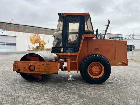 Single drum compactors 0 Caterpillar CS 433C Walze / 3804 h (8)