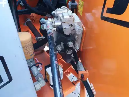 Egyéb 2008 JBM 630 MDX Holzhacker / nur 133h / 2008 (13)