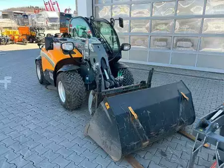 Pyöräkuormaajat 2023 Giant GT5048 HD Greifschaufel Zentralschmierung (13)