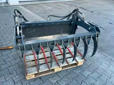 Pyöräkuormaajat 2023 Giant GT5048 HD Greifschaufel Zentralschmierung (16)