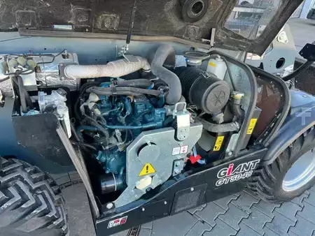 Pyöräkuormaajat 2023 Giant GT5048 HD Greifschaufel Zentralschmierung (18)