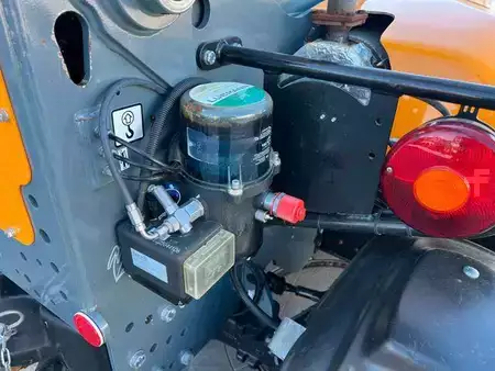 Pyöräkuormaajat 2023 Giant GT5048 HD Greifschaufel Zentralschmierung (19)