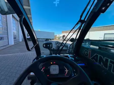 Pyöräkuormaajat 2023 Giant GT5048 HD Greifschaufel Zentralschmierung (20)